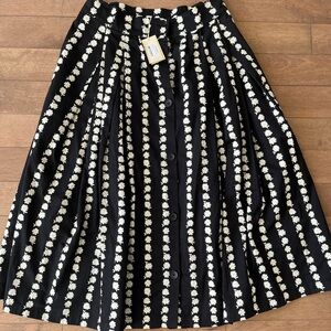 Maje NWT Black and White Floral Women's Skirt size 3